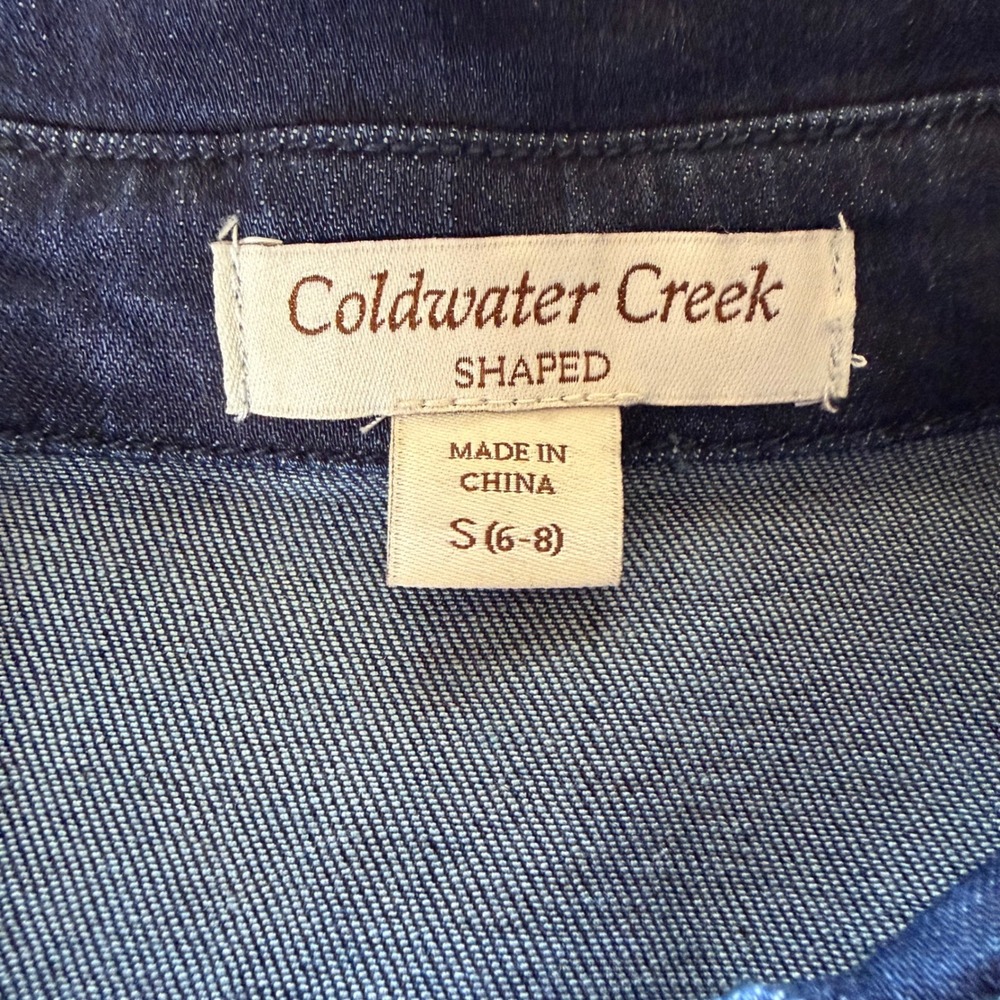 Coldwater Creek Womens S Dark Wash Denim Button Down Shaped Fit Shirt 4004060 - Picture 2 of 10